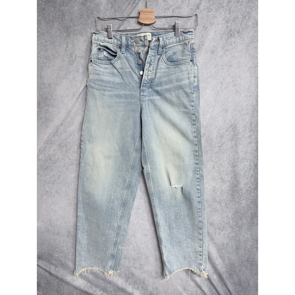 Universal Thread Highest Straight Ankle Jeans Light Wash Distressed Size 4R